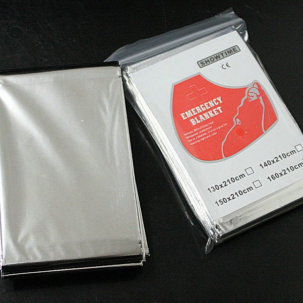Emergency Survival Blanket - Insulated, Waterproof, Sun-Proof, Reusable Aluminum Foil Blanket for Camping, Hiking, First Aid, Disaster Prevention, Outdoor Sheltering